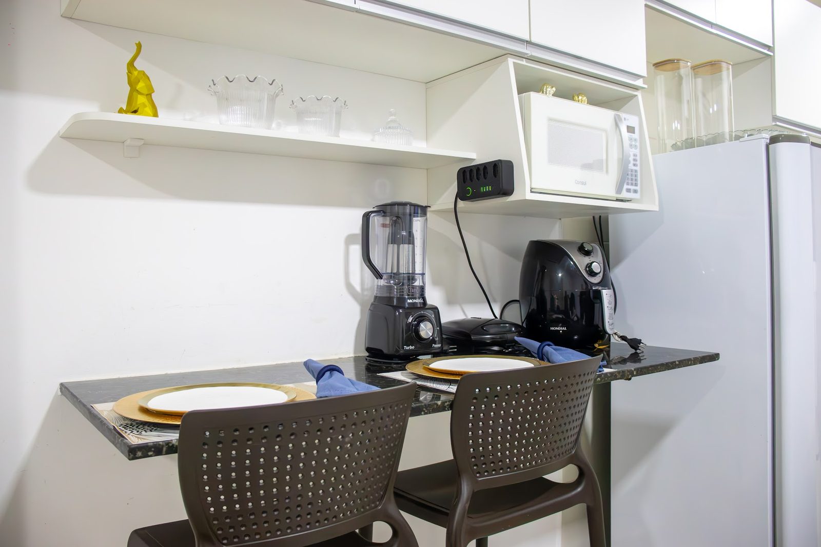 Apartamento 104 · Bancada posta — Aruanda