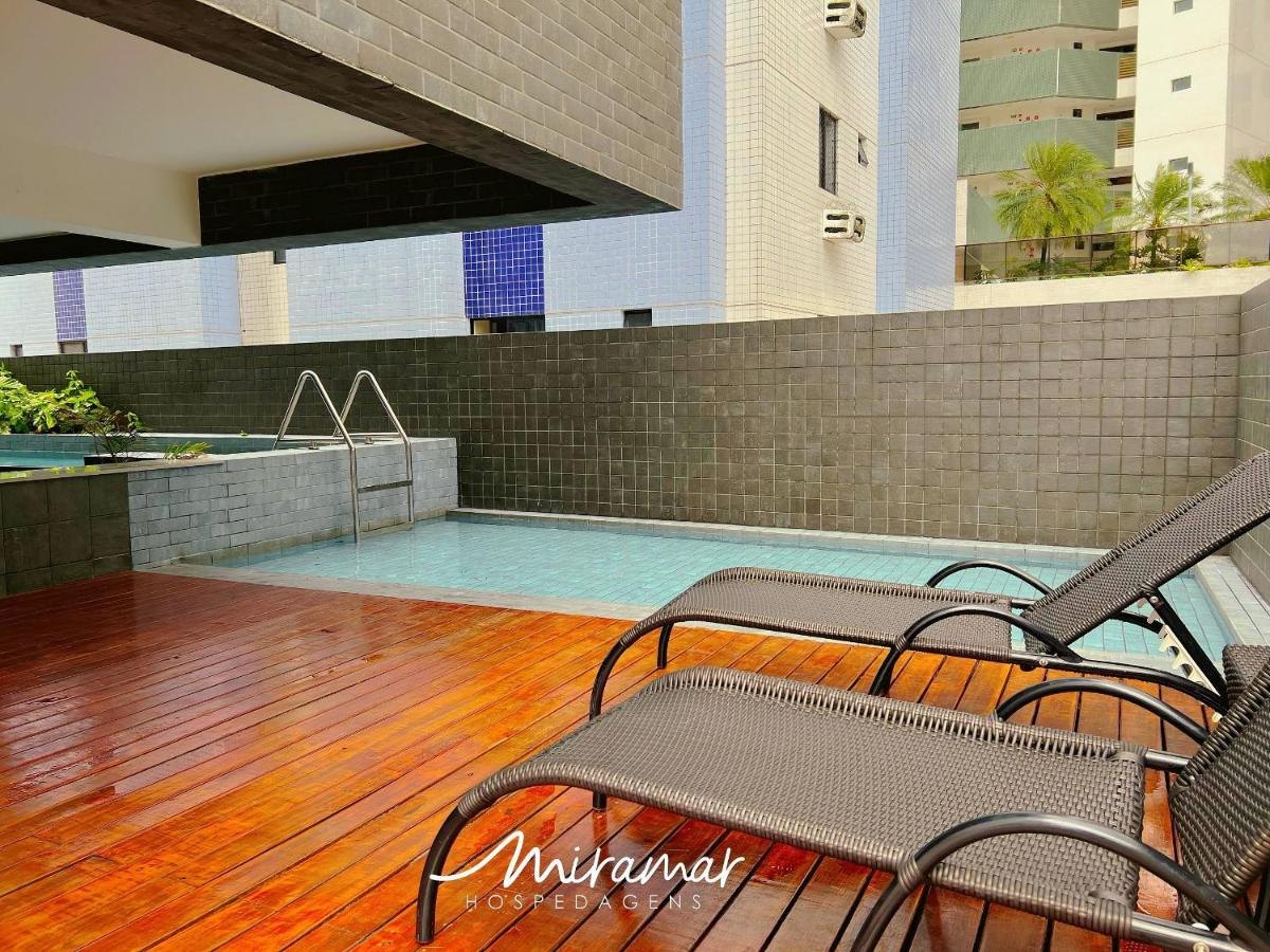 Deck de la piscina — Co-House Tambaú