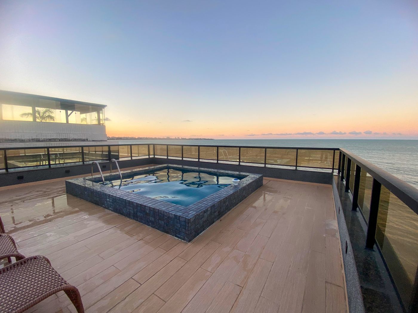 Deck do rooftop — Santorini Flat