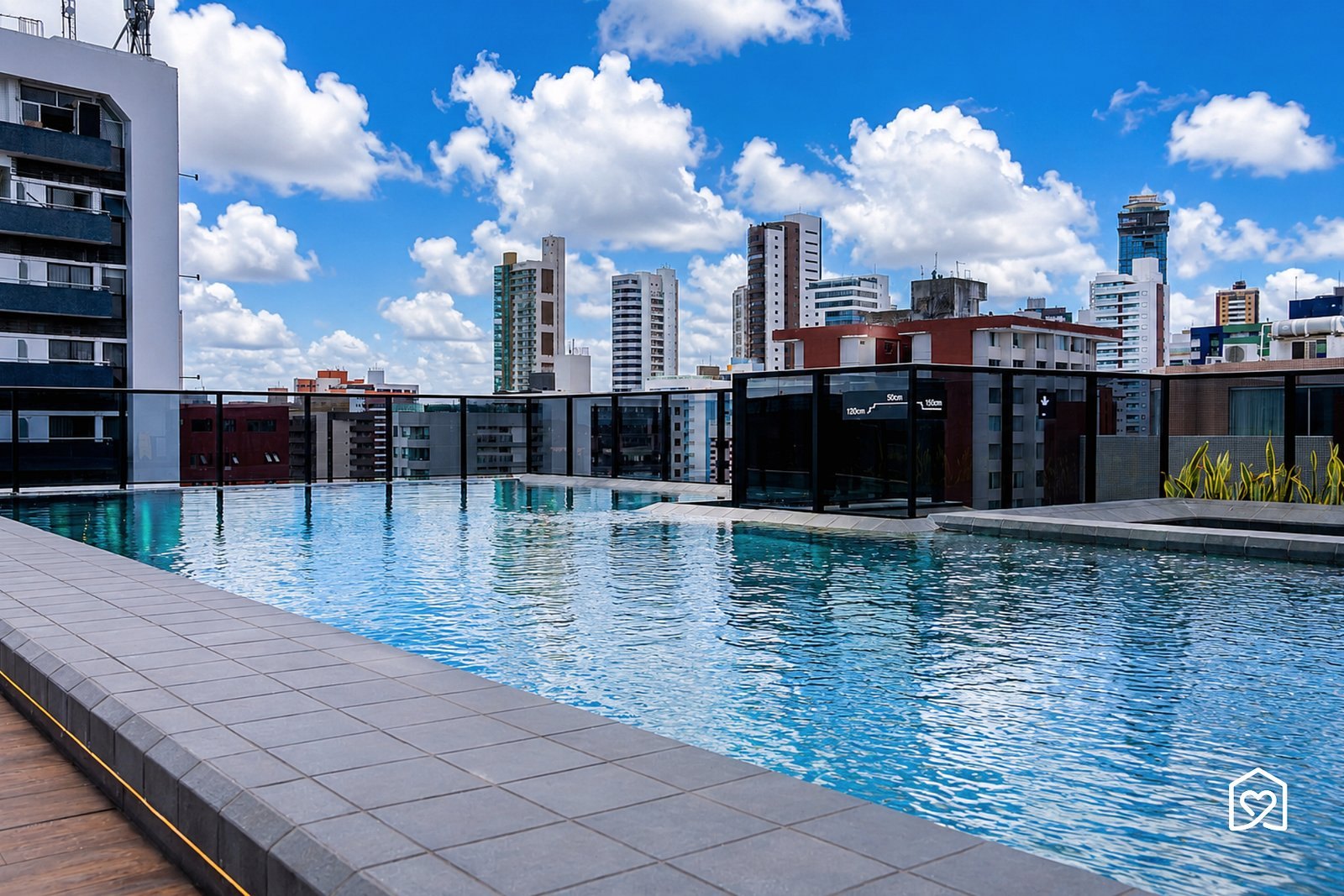 Pool with city view — Way Tambaú